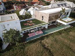 Mandala Clubhouse