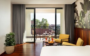 Koulen Central Hotel