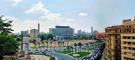 Rotana Palace Suites