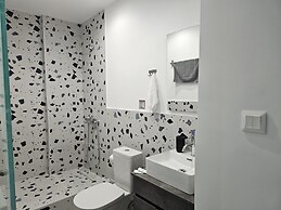 Nikis 20 Suites