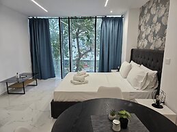 Nikis 20 Suites