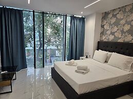 Nikis 20 Suites