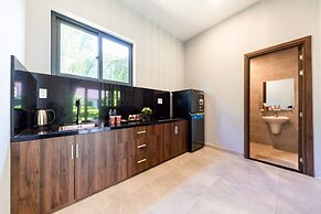 Emerald Garden Retreat