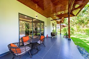 Emerald Garden Retreat
