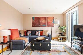 Convenient Euston London Apartment