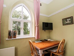 Hapton Folly
