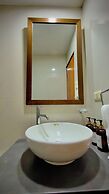 Andean Palace Boutique