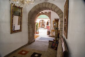Andean Palace Boutique