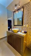 Andean Palace Boutique