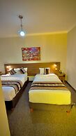 Andean Palace Boutique