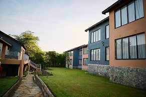 PELICAN LODGE - LAKE ELEMENTAITA