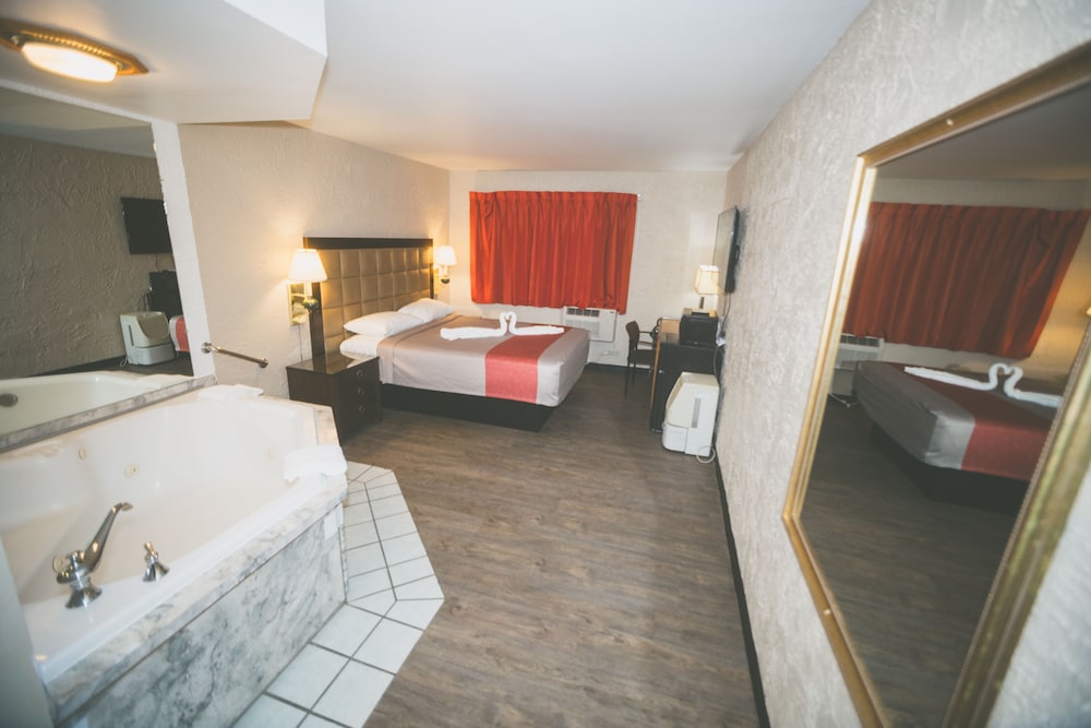 Economy Inn