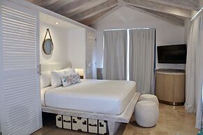 Delek Holbox
