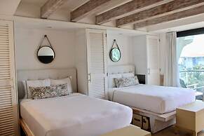 Delek Holbox