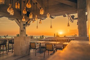 Delek Holbox