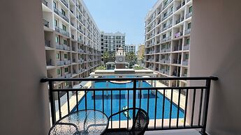 Arcadia Beach Continental