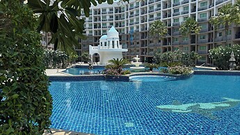 Arcadia Beach Continental
