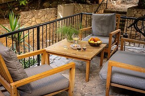 Artistic Vibes Haifa Hub by Sea N' Rent