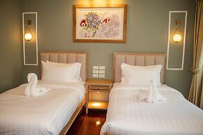 siri grand bangkok hotel