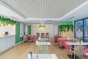 Arcanus Hotels Trendline Side