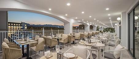 Arcanus Hotels Trendline Side