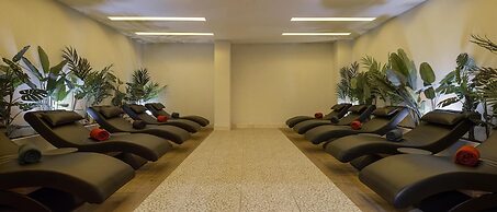 Arcanus Hotels Trendline Side