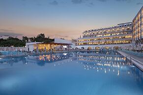 Arcanus Hotels Trendline Side