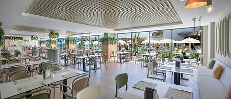 Arcanus Hotels Trendline Side