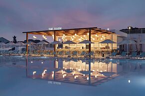 Arcanus Hotels Trendline Side