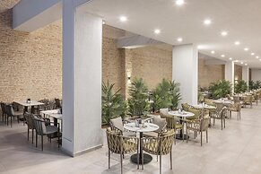 Arcanus Hotels Trendline Side