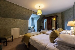 Glenfinnan House Hotel