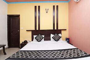 Hotel Aura Deluxe