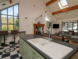 The Coach House at Plas Dolguog