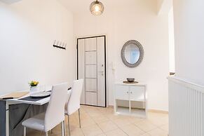Midtown Apartment by CorfuEscapes