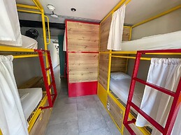 Viajero Huacachina Hostel