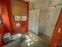 Viajero Huacachina Hostel