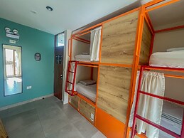 Viajero Huacachina Hostel