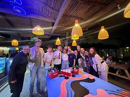 Viajero Huacachina Hostel
