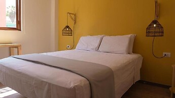 Viajero Huacachina Hostel
