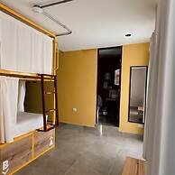 Viajero Huacachina Hostel