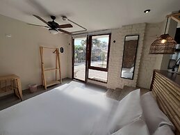 Viajero Huacachina Hostel