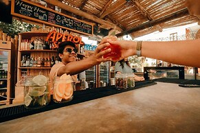 Viajero Huacachina Hostel