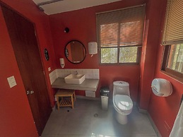 Viajero Huacachina Hostel