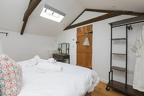 Carines Barns - Pen