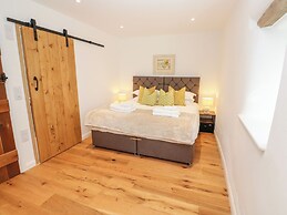 Carines Barns - Par