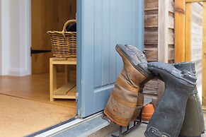 Carines Barns - Tre