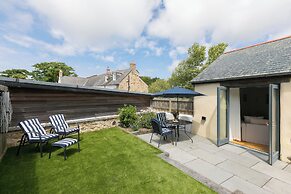 Carines Barns - Tre