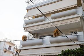 Hosting Moments Alimos Riviera Flat