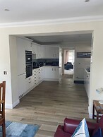 3 Strawberry Close