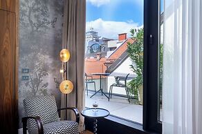 AS Boutique hotel